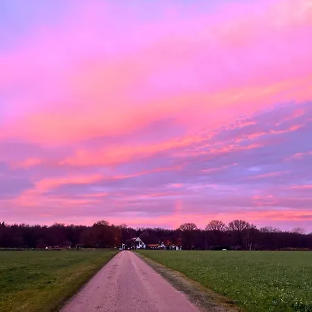 Hoeve De Knol 度假居